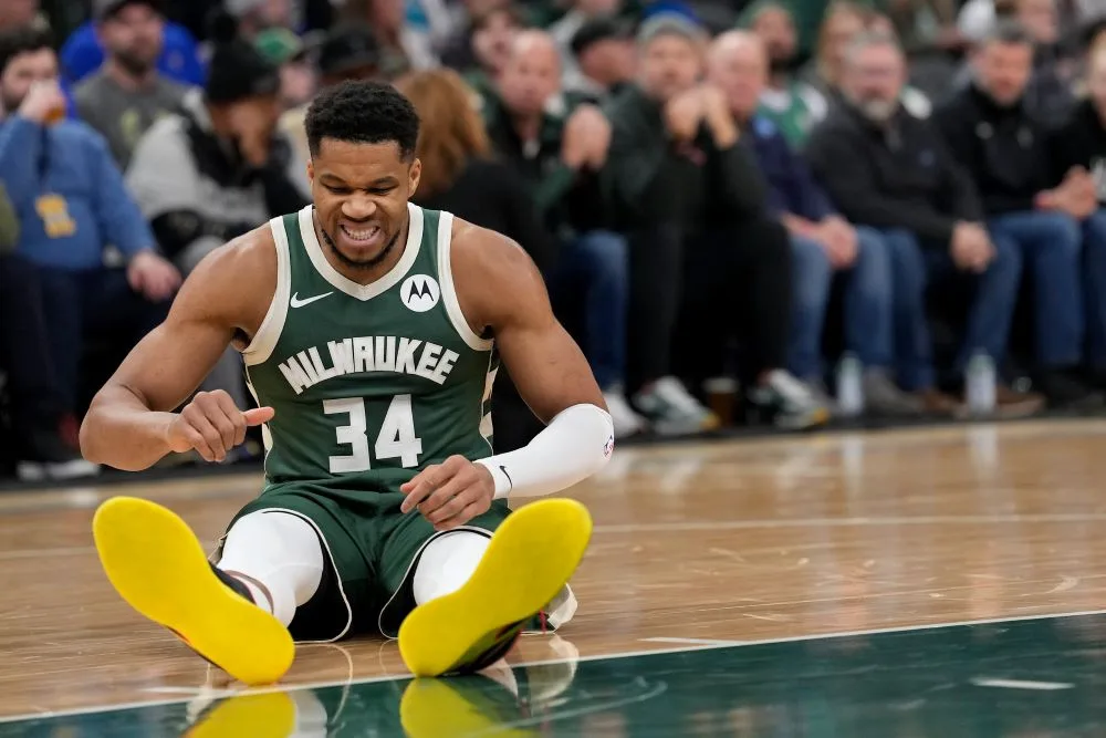 小腿傷勢是NBA最危險的傷勢之一，字母哥跟AD都不敢冒險