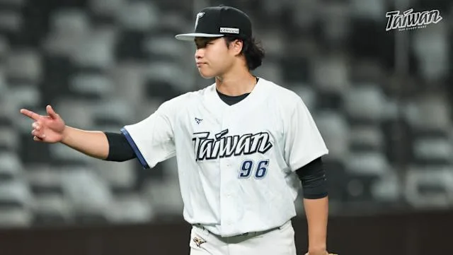 中華隊日前在臺北大巨蛋與韓職培證英雄隊進行練習賽,孫易磊飆速155公里。/金享娛樂城